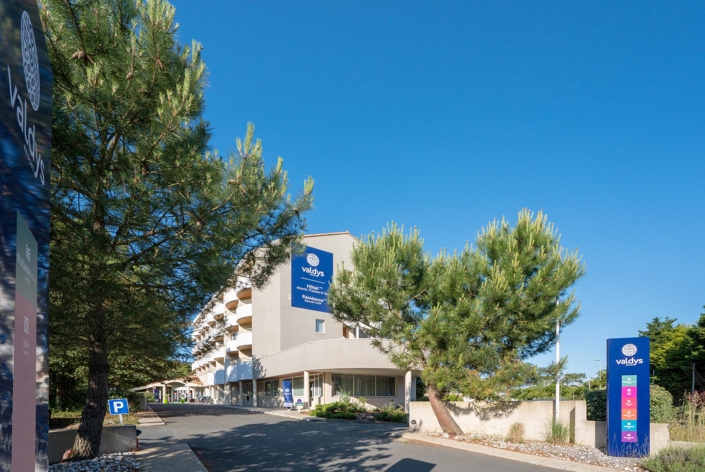 Residence Valdys Thalasso & Spa - Les Pins Saint-Jean-de-Monts Exterior photo