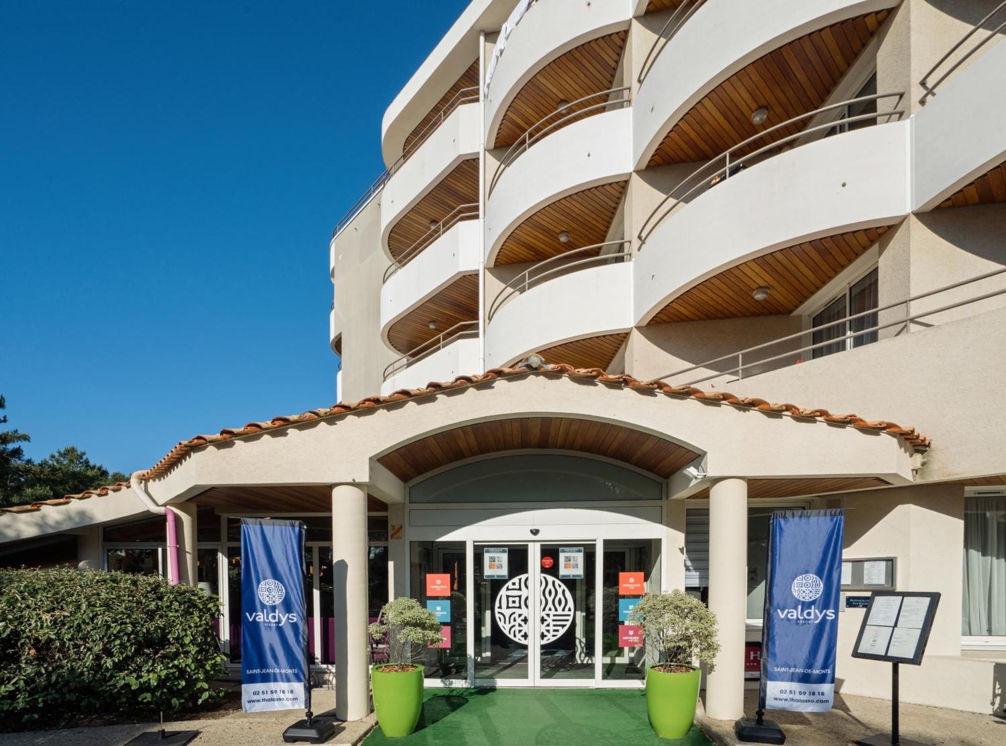Residence Valdys Thalasso & Spa - Les Pins Saint-Jean-de-Monts Exterior photo
